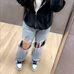 Meet your Posher, Ava